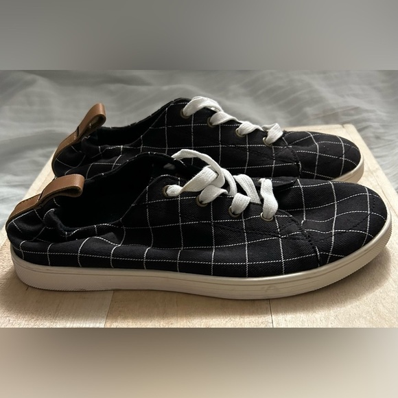 WOMEN’S SPENCO WINDOWPAYNE BLACK CANVAS IVORY COMFORT SPORT SNEAKERS SHOES 8.5 B - Picture 1 of 8